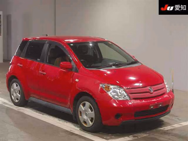 TOYOTA IST