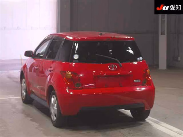TOYOTA IST