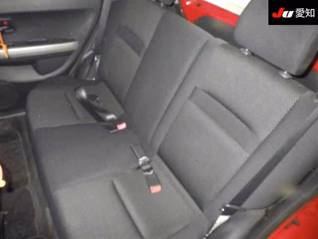 TOYOTA IST