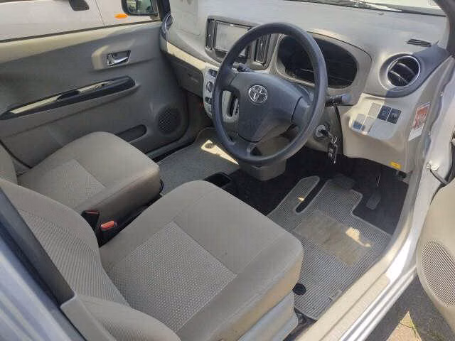 TOYOTA PIXIS EPOCH