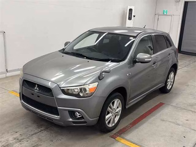 MITSUBISHI RVR