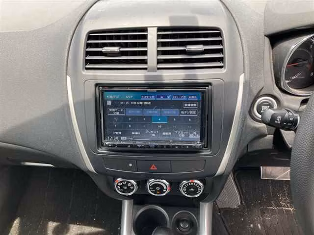 MITSUBISHI RVR