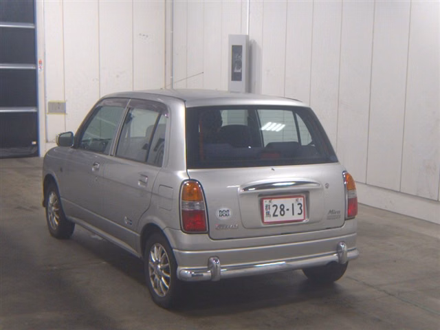 DAIHATSU MIRA GINO