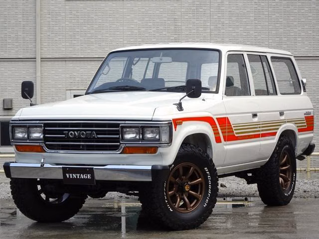TOYOTA LAND CRUISER