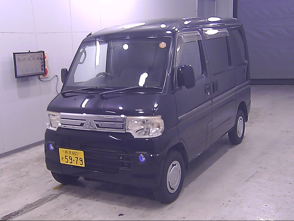 MITSUBISHI MINICAB