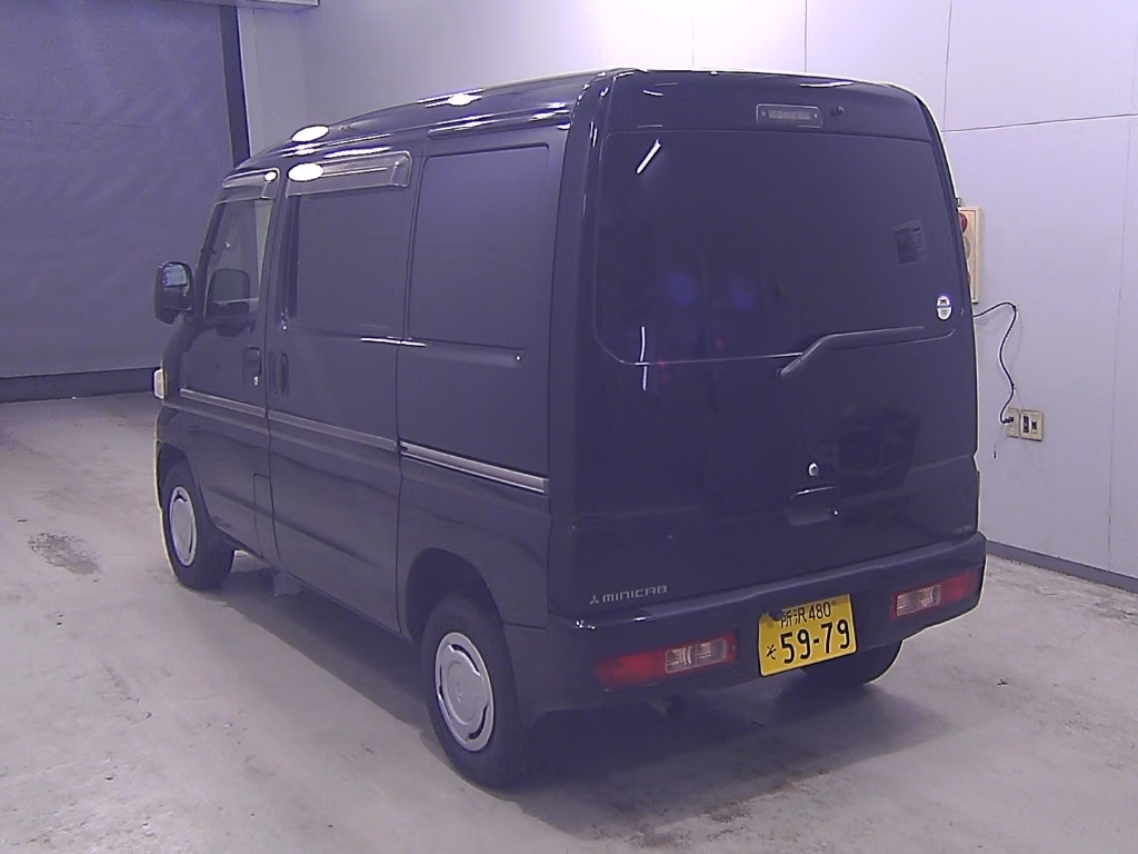 MITSUBISHI MINICAB
