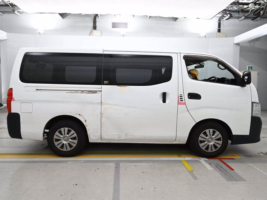 NISSAN NV350 CARAVAN