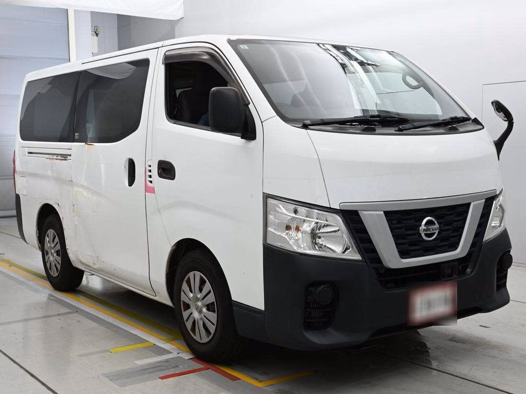 NISSAN NV350 CARAVAN