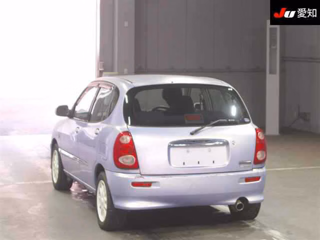 DAIHATSU STORIA