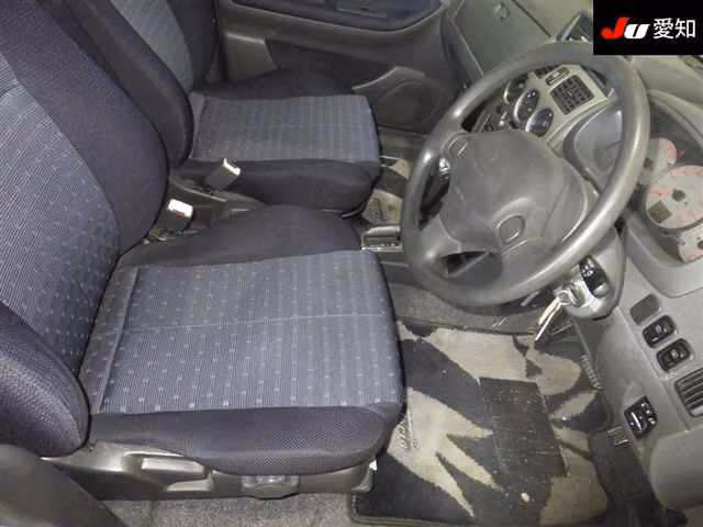 DAIHATSU STORIA