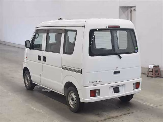 MITSUBISHI MINICAB