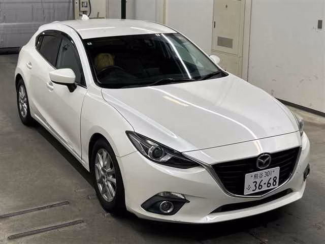 MAZDA AXELA