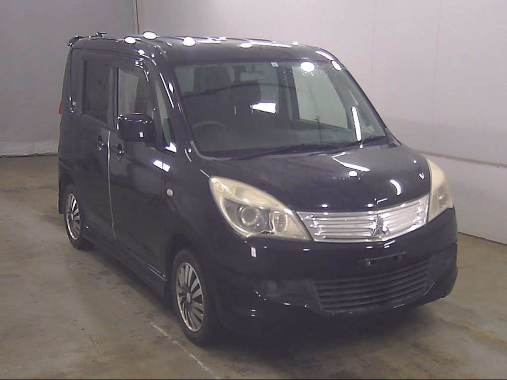 MITSUBISHI DELICA D:2