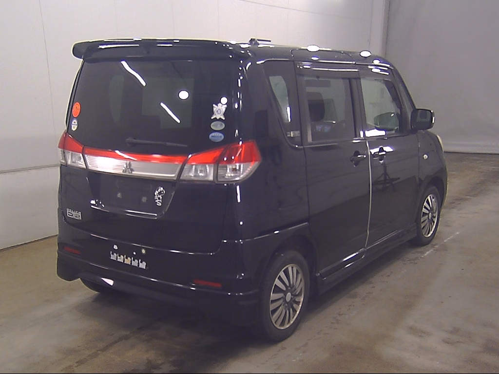 MITSUBISHI DELICA D:2