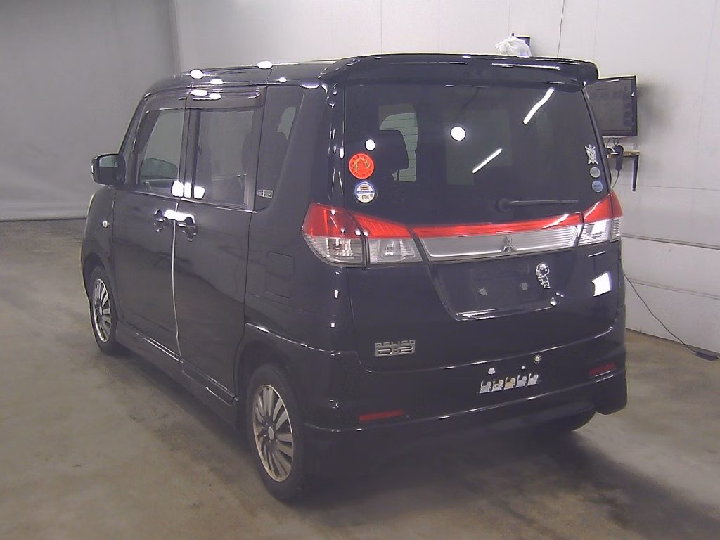 MITSUBISHI DELICA D:2