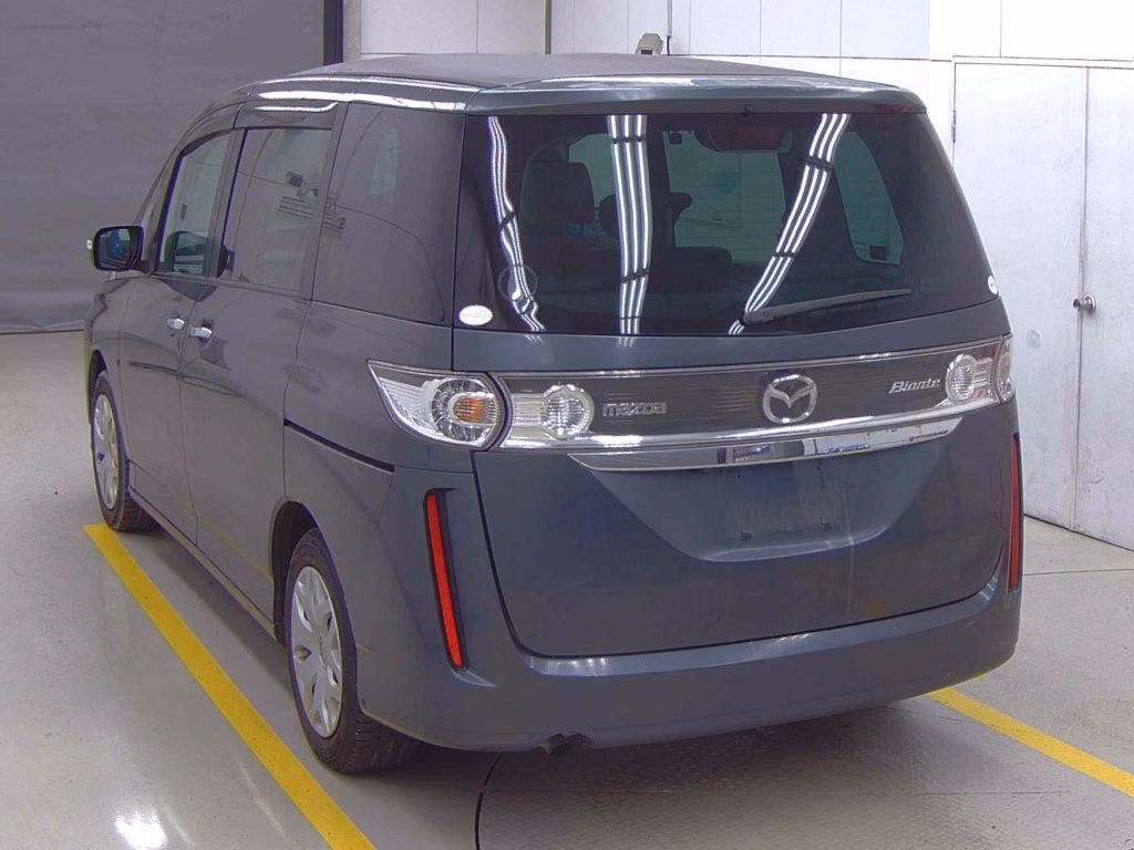 MAZDA BIANTE