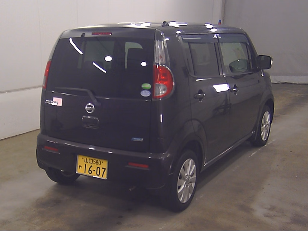 NISSAN MOCO