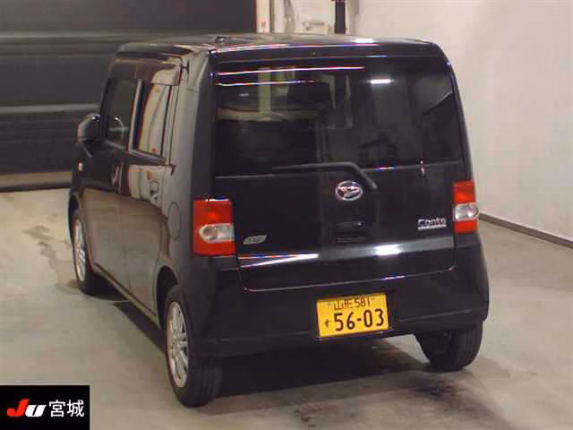 DAIHATSU MOVE CONTE