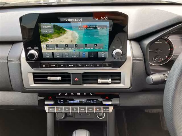 MITSUBISHI TRITON
