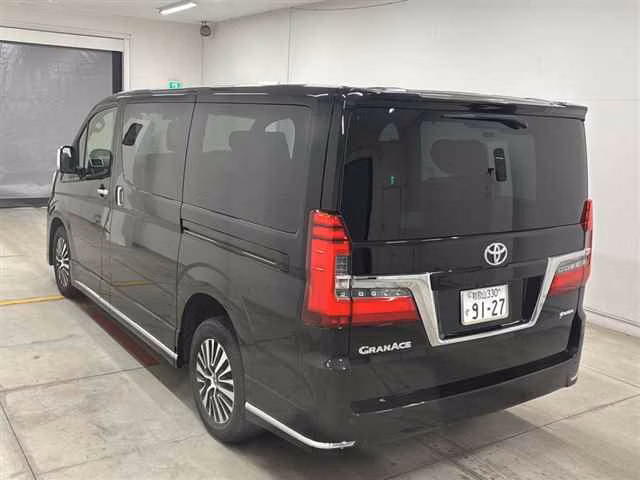 TOYOTA GRANACE
