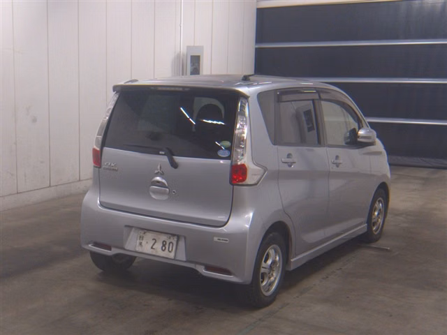 MITSUBISHI EK CUSTOM