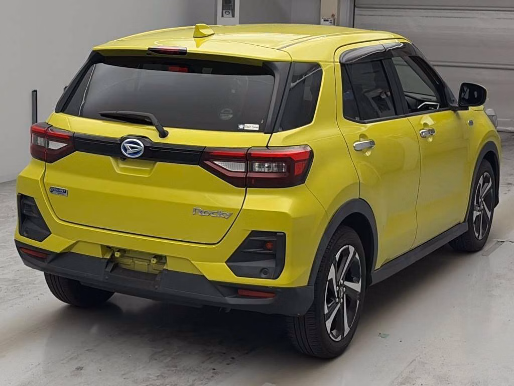 DAIHATSU ROCKY