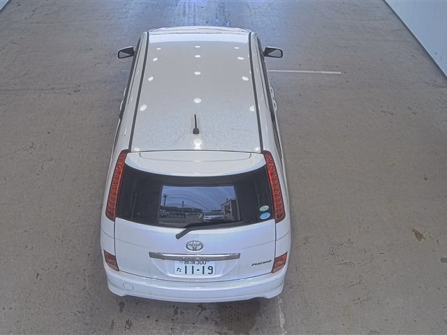 TOYOTA ISIS