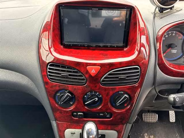 DAIHATSU MAX