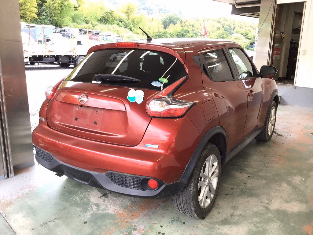 NISSAN JUKE