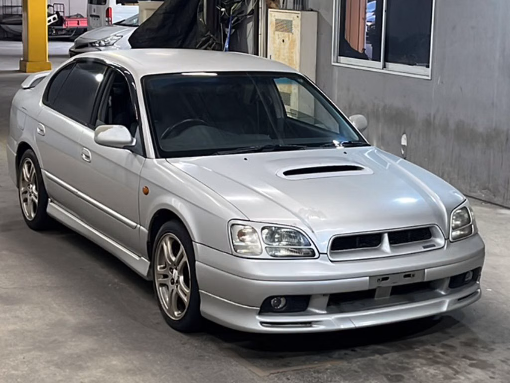 SUBARU LEGACY B4