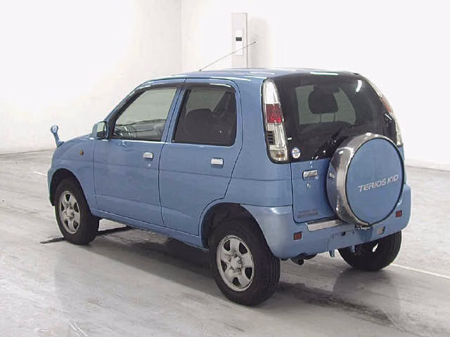 DAIHATSU TERIOS KID