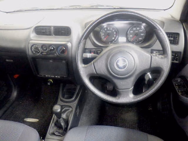DAIHATSU TERIOS KID