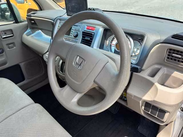 HONDA LIFE