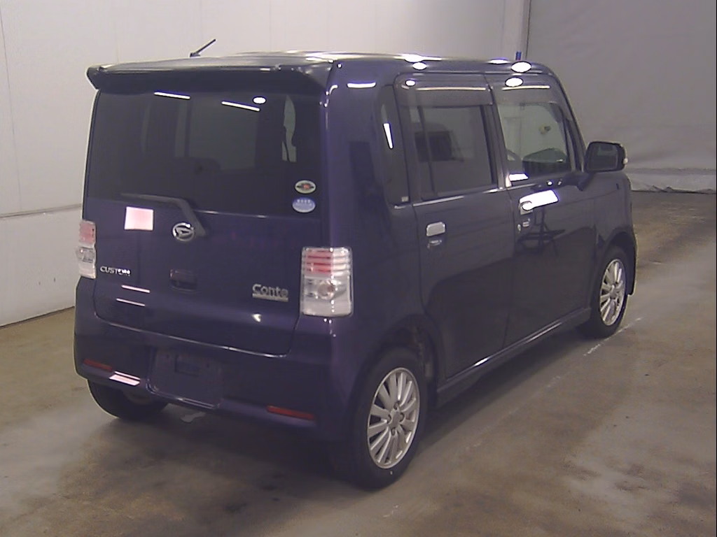 DAIHATSU MOVE CONTE