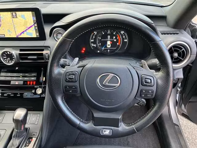 LEXUS IS350
