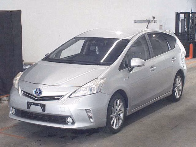TOYOTA PRIUS ALPHA