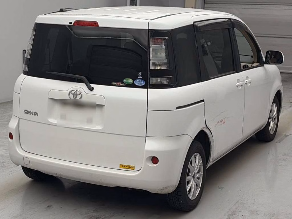 TOYOTA SIENTA