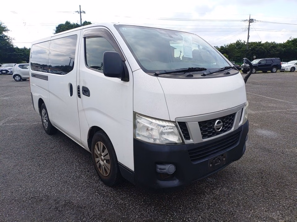 NISSAN NV350 CARAVAN