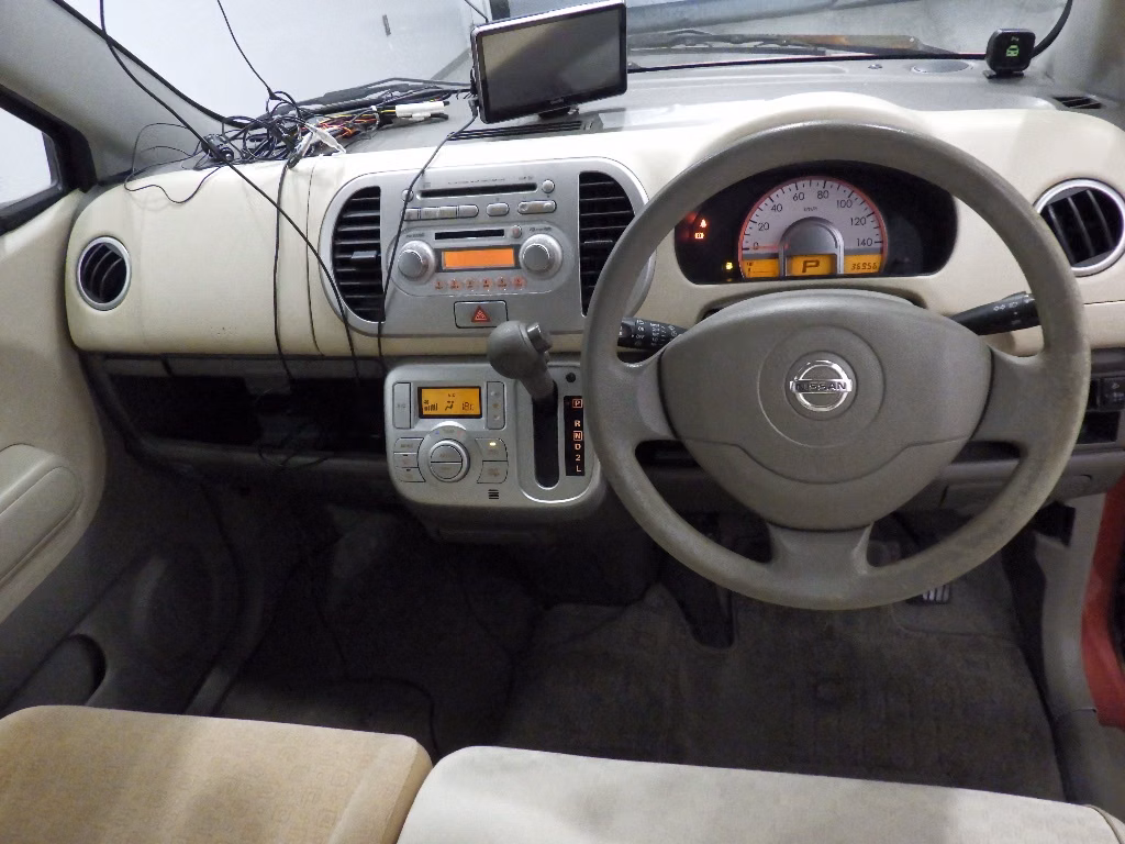 NISSAN MOCO