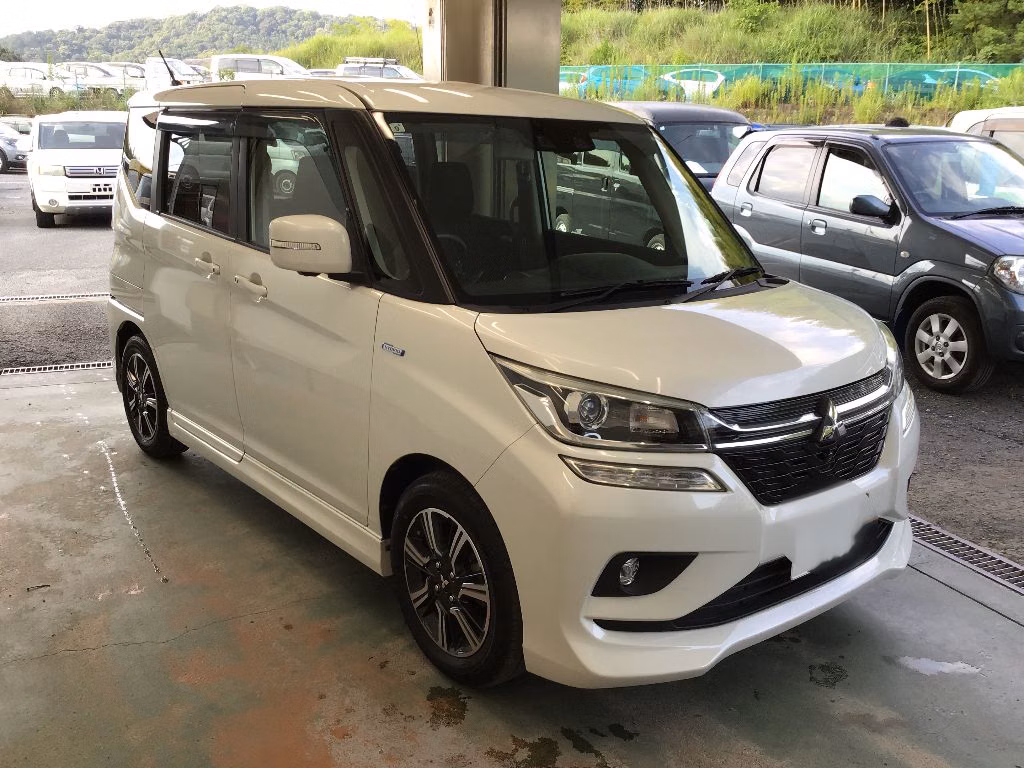 MITSUBISHI DELICA D:2