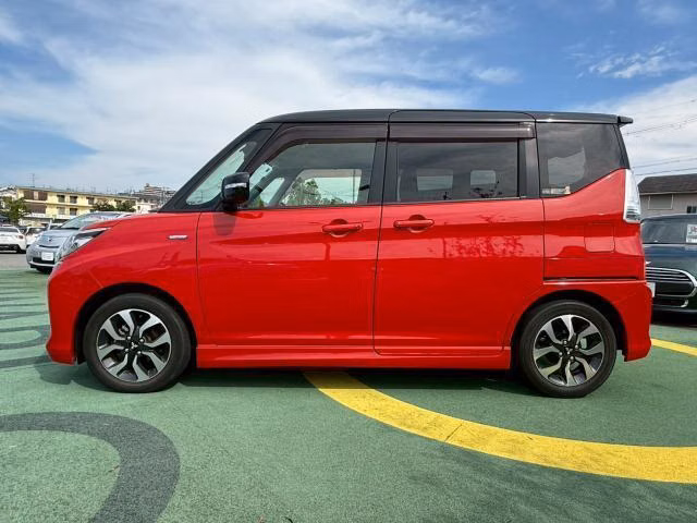 MITSUBISHI DELICA D:2