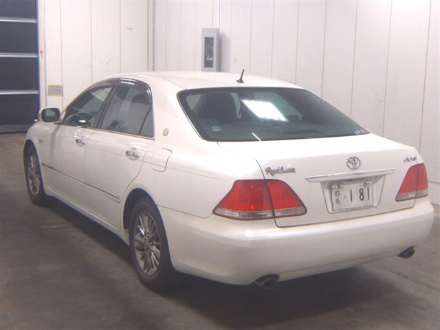 TOYOTA CROWN