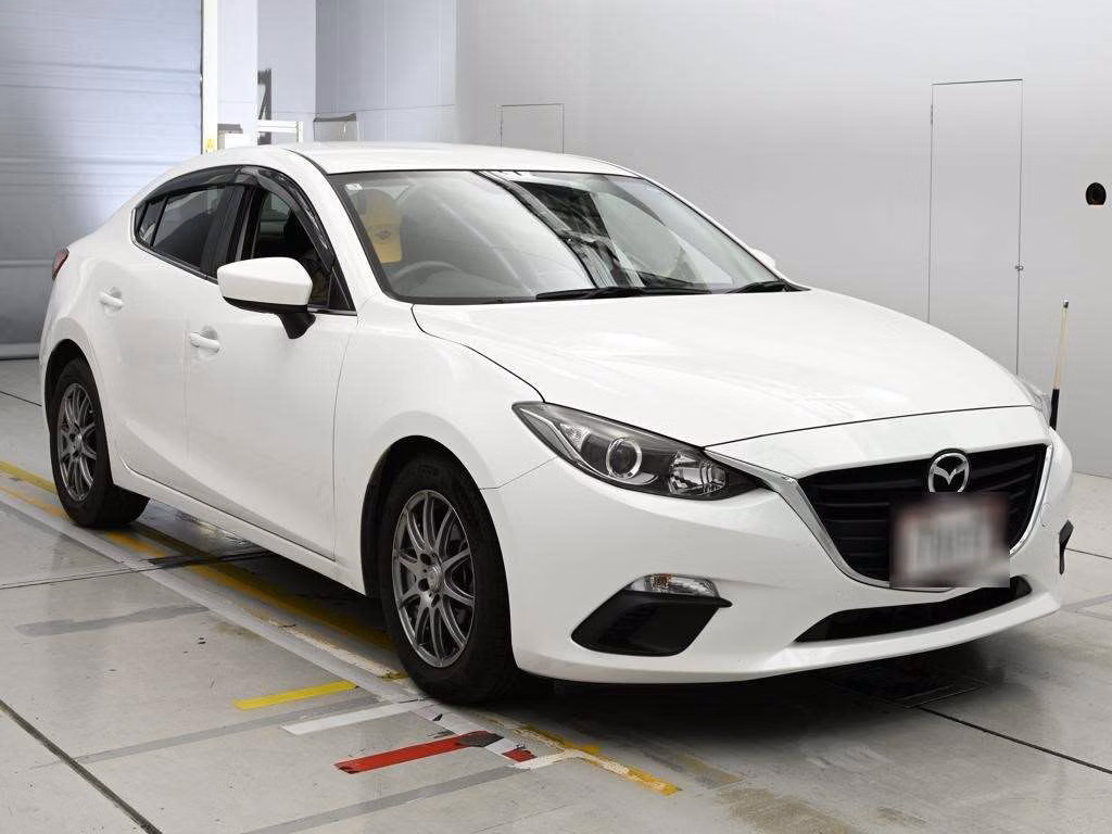 MAZDA AXELA