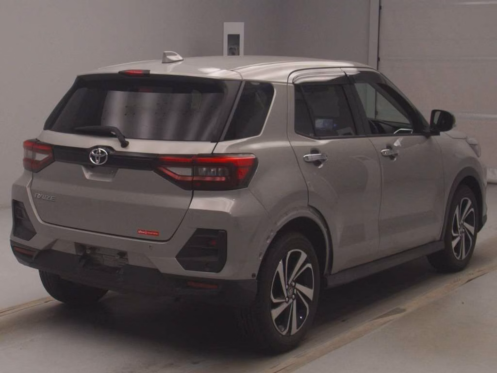 TOYOTA RAIZE