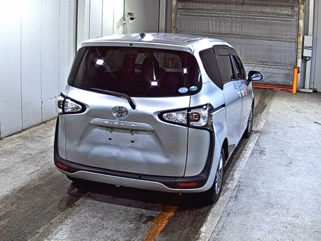 TOYOTA SIENTA