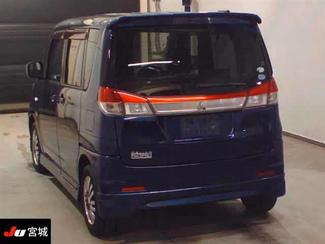 MITSUBISHI DELICA D:2