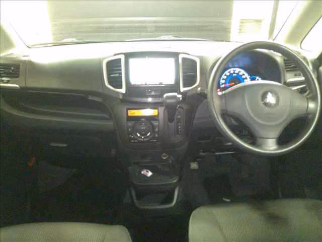 MITSUBISHI DELICA D:2