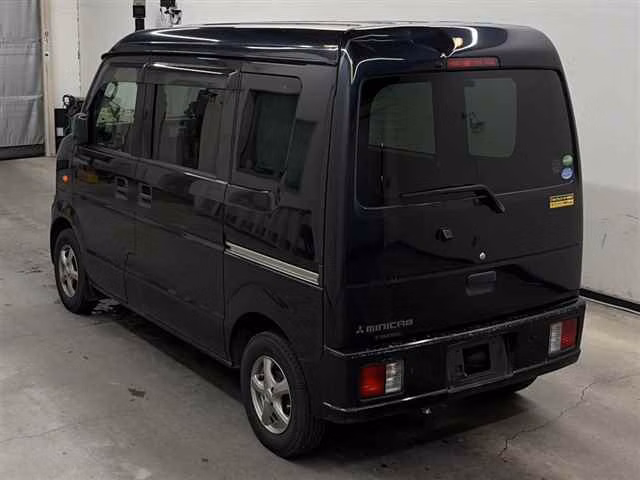 MITSUBISHI MINICAB