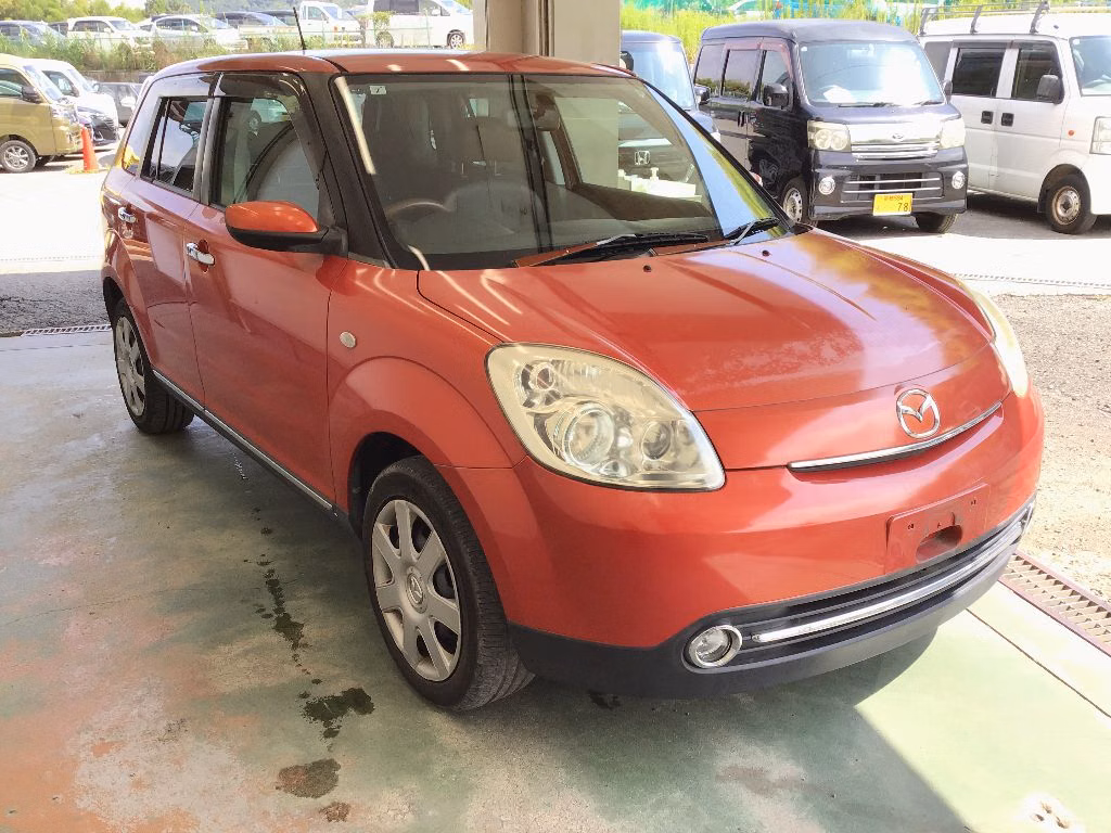 MAZDA VERISA