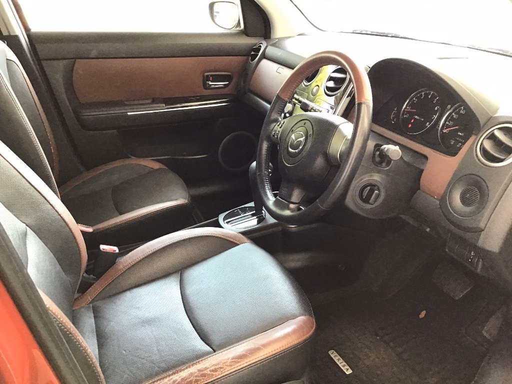 MAZDA VERISA
